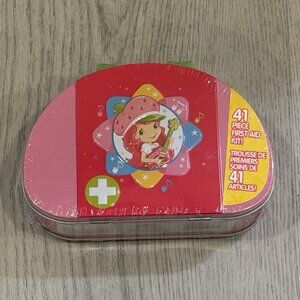 New Sealed Strawberry Shortcake First Aid Kit 41 Piece Set